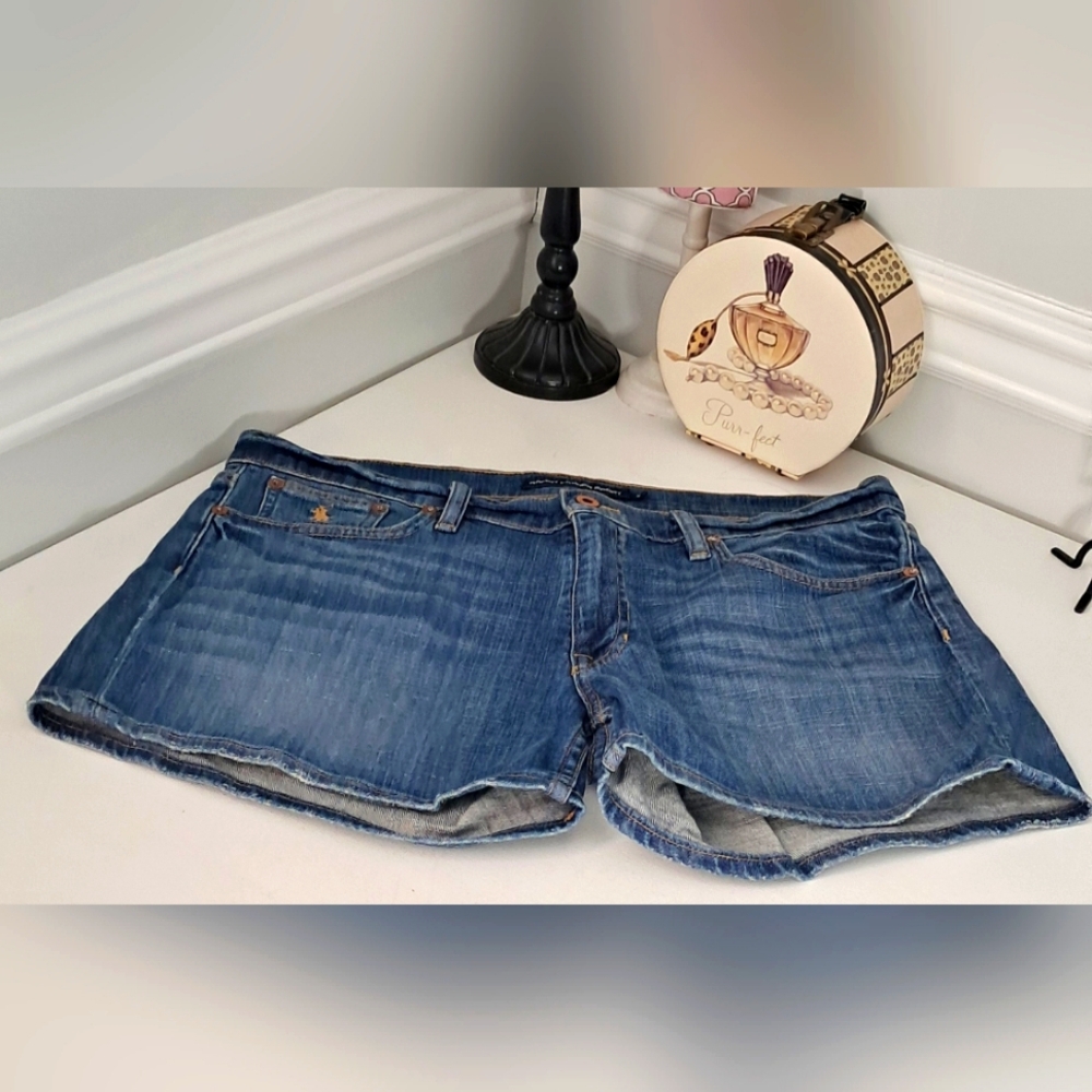 Ralph Lauren Sport Medium Wash Jean Shorts Sz 30 Pre-owned